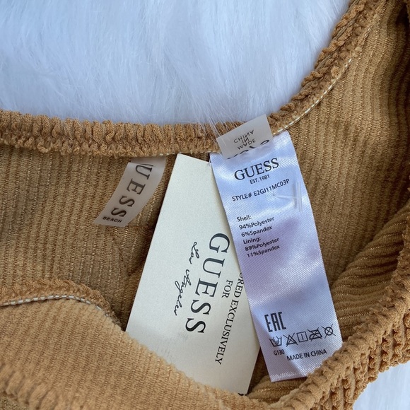 New GUESS Cutout Women’s Swimsuit SZ XS/S - Picture 8 of 10